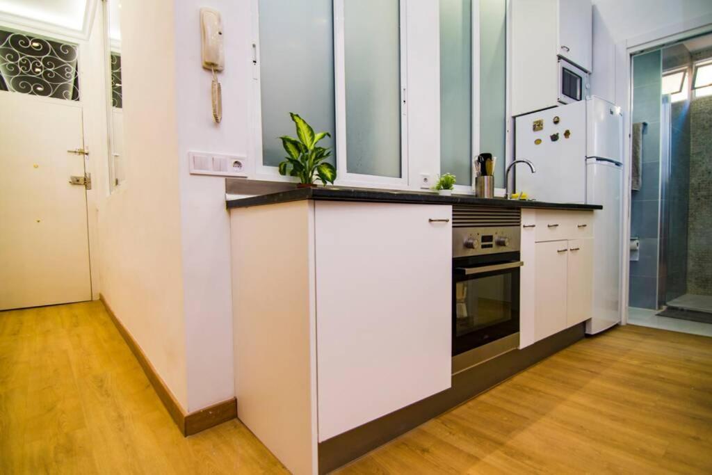 Apartamento Piso VIP Anton Martin. Madrid Centro. Exterior foto